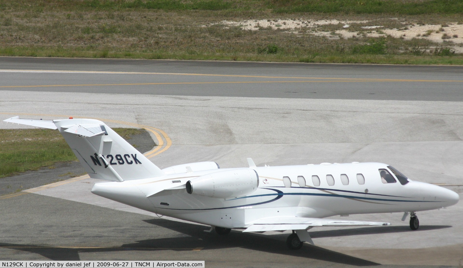 N129CK, 2008 Cessna 525A CitationJet CJ2+ C/N 525A0382, taxing runway 10
