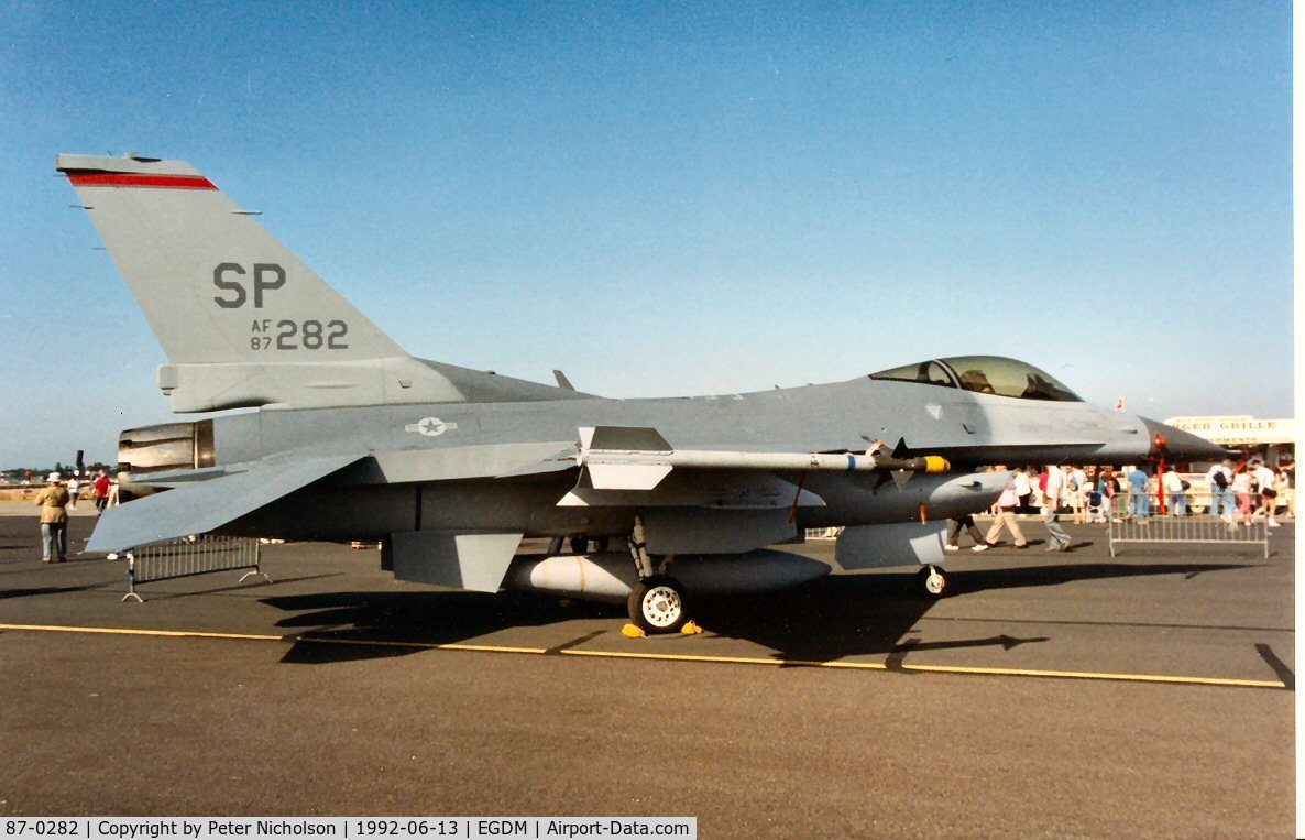 87-0282, 1987 General Dynamics F-16C Fighting Falcon C/N 5C-543, F-16C Falcon of 480th Fighter Squadron/52nd Fighter Wing at the 1992 Air Tattoo Intnl at Boscombe Down.