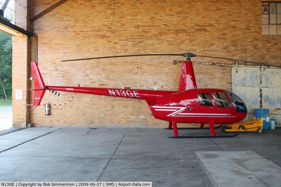 N13GE, 2002 Robinson R44 II C/N 10018, In the hangar at Fort Wayne, Indiana.