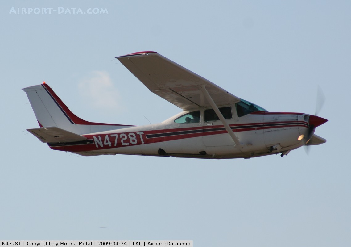 N4728T, 1981 Cessna R182 Skylane RG C/N R18201746, Cessna R182