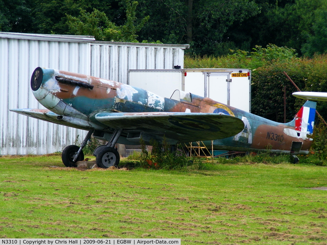 N3310, Supermarine 361 Spitfire IX Replica C/N Not found, Replica Spitfire IX at the Wellesbourne Wartime Museum