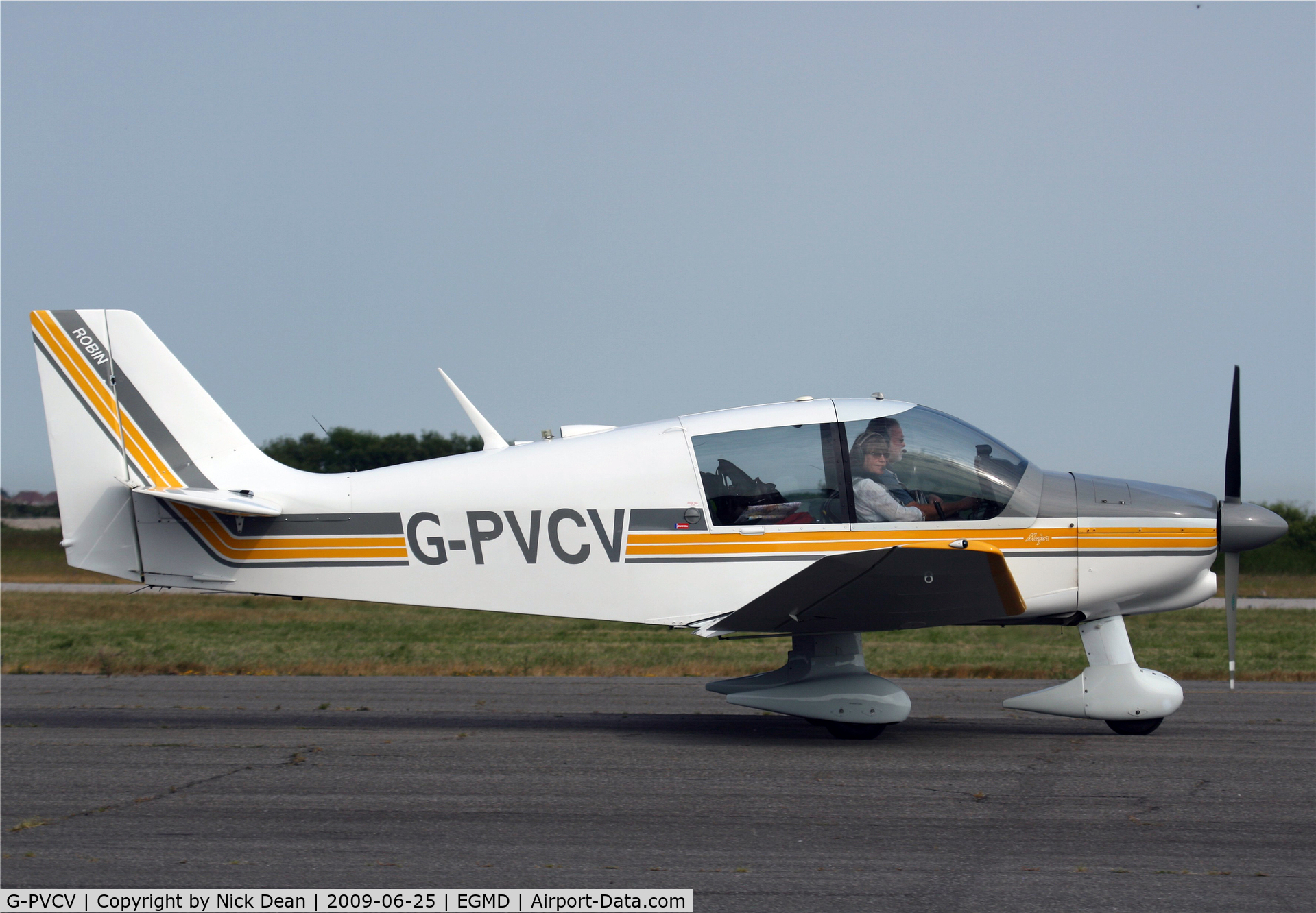G-PVCV, 1974 Robin DR-400-140 Major C/N 919, EGMD