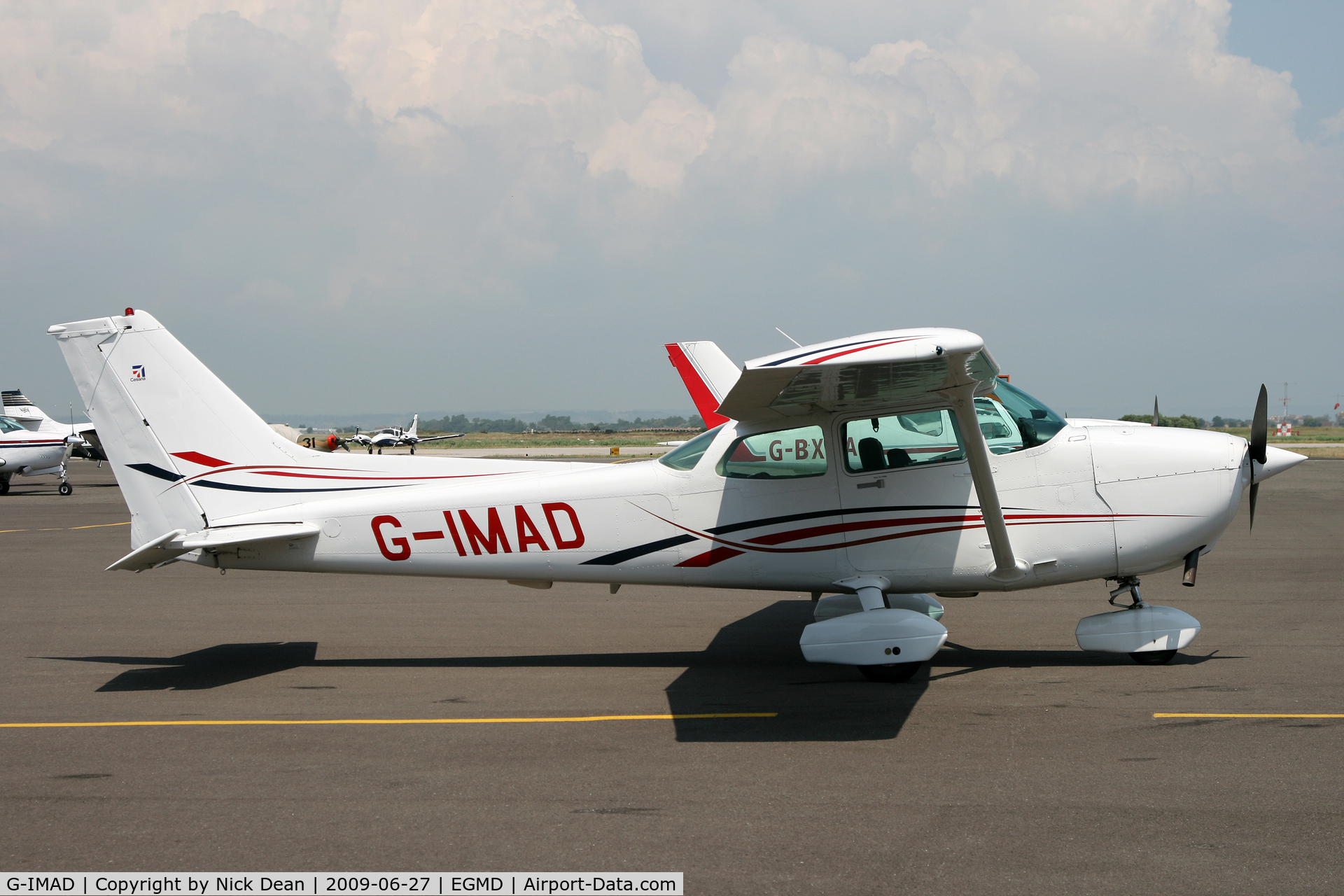 G-IMAD, 1982 Cessna 172P C/N 172-75122, EGMD