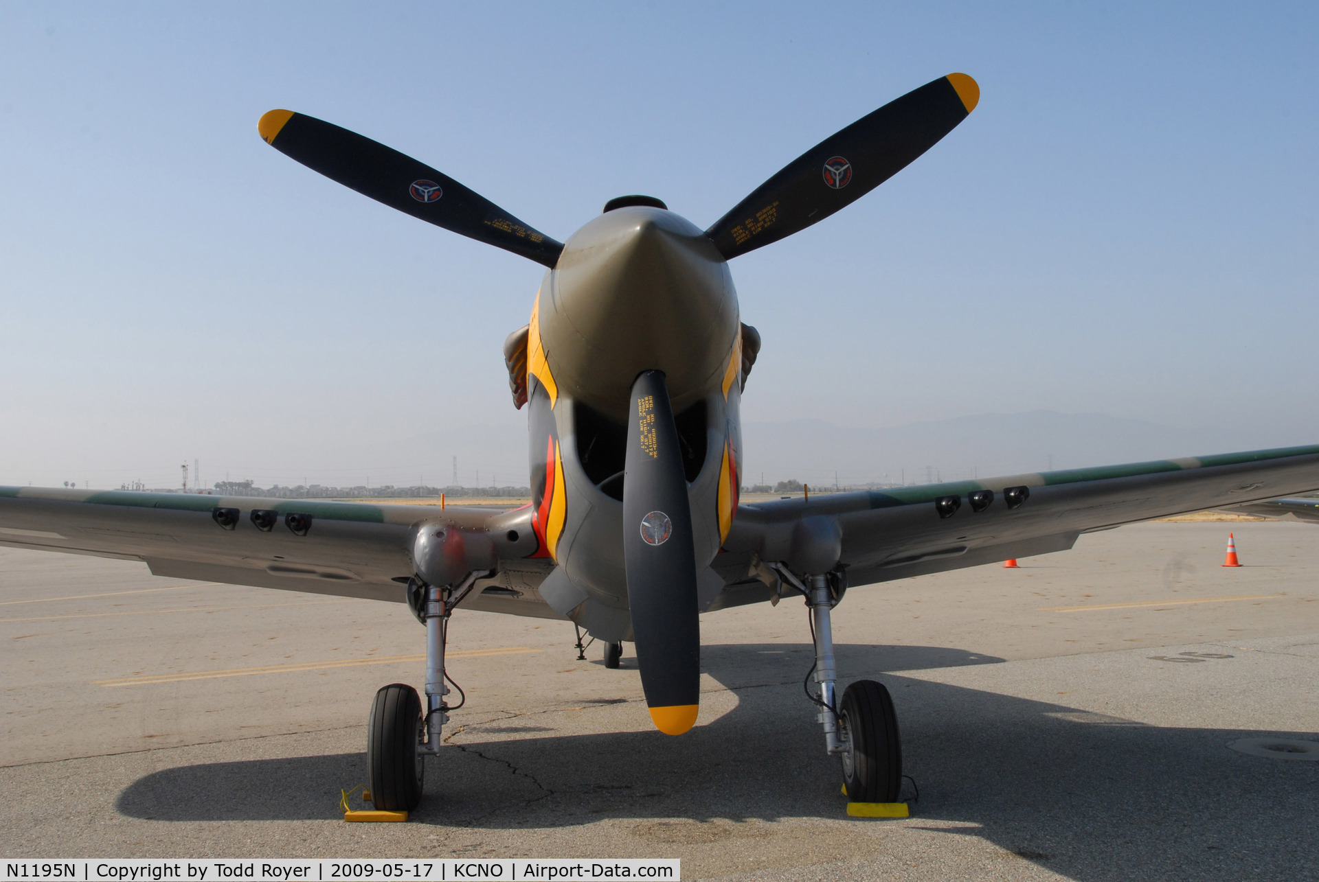 N1195N, 1942 Curtiss P-40N Warhawk C/N 130158, Chino Airshow 2009