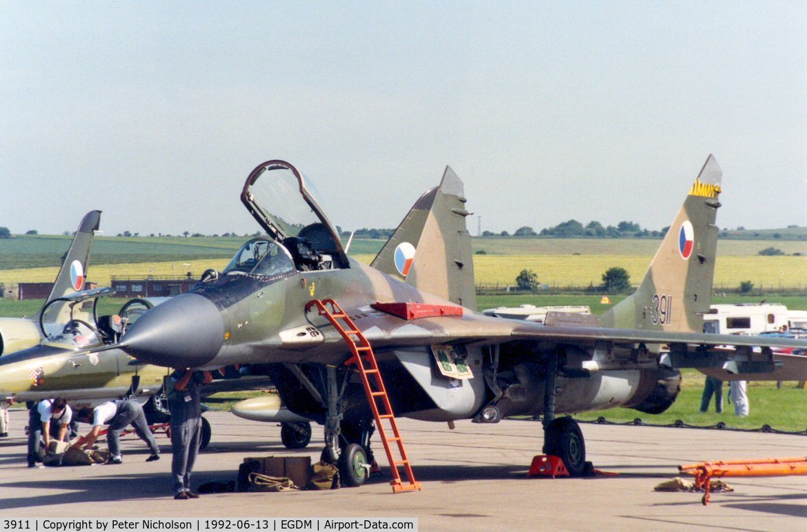 3911, Mikoyan-Gurevich MiG-29AS C/N 2960532039, Fulcrum A of 1 Squadron/11 Wing of the Czech & Slovak Air Force at the 1992 Air Tattoo Intnl at Boscombe Down.