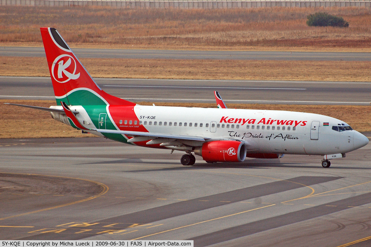 5Y-KQE, 2001 Boeing 737-76N C/N 30133, At Jo'burg