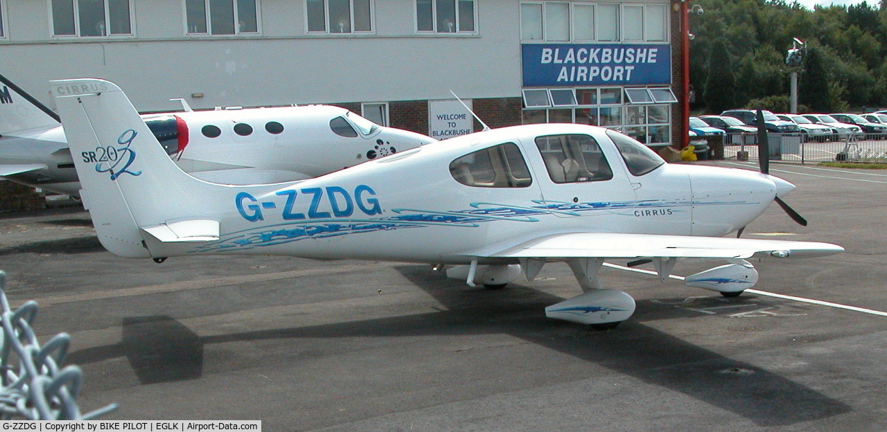 G-ZZDG, 2006 Cirrus SR20 G2 C/N 1733, NICE COLORS ON THIS SR20