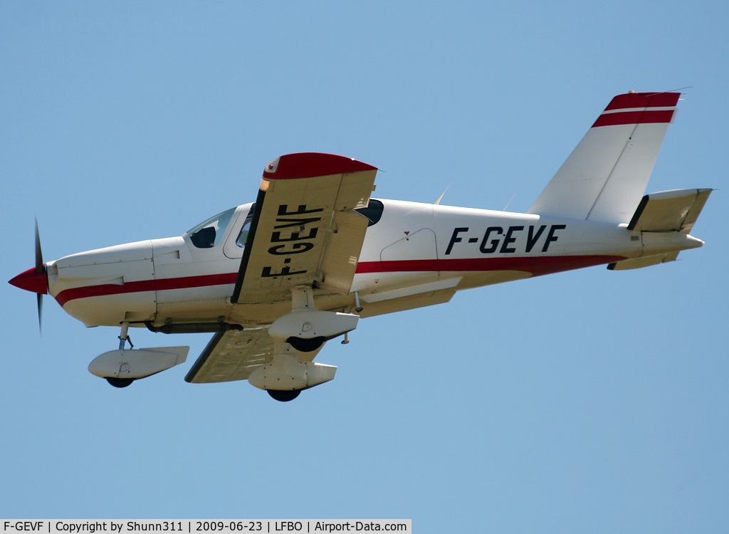 F-GEVF, Socata TB-10 Tobago C/N 565, Landing rwy 32R