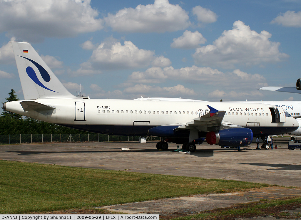 D-ANNJ, 2002 Airbus A320-232 C/N 1896, Stored...