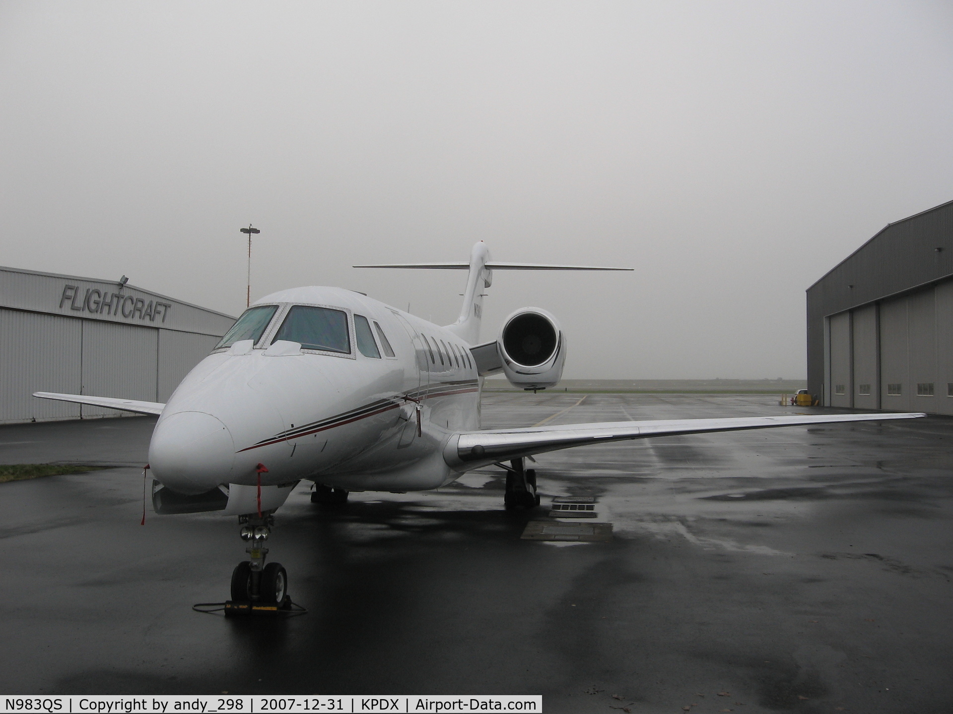 N983QS, 1999 Cessna 750 Citation X C/N 750-0083, another angle at Flightcraft