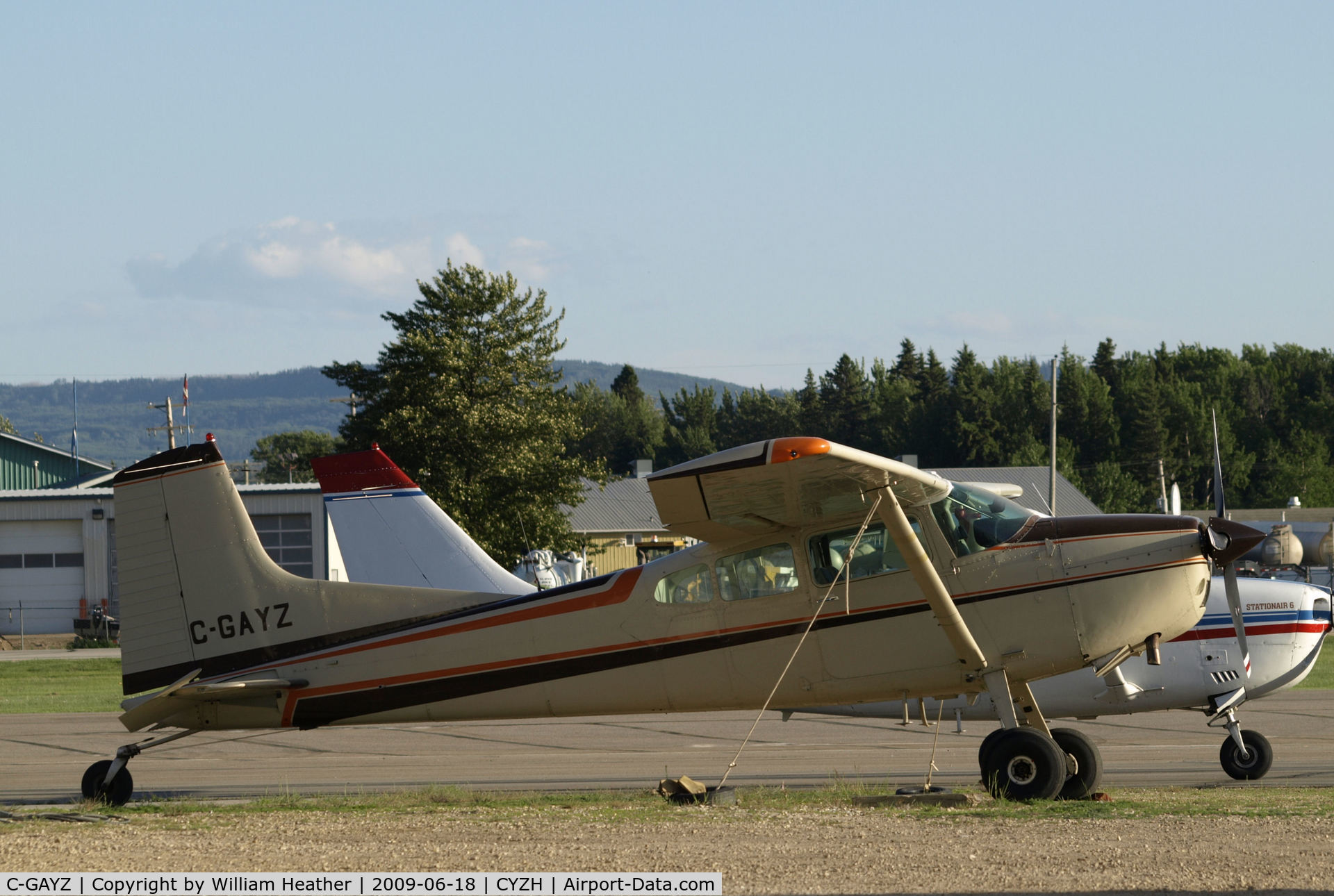 C-GAYZ, 1980 Cessna A185F Skywagon 185 C/N 18504040, Slave Lake Airport