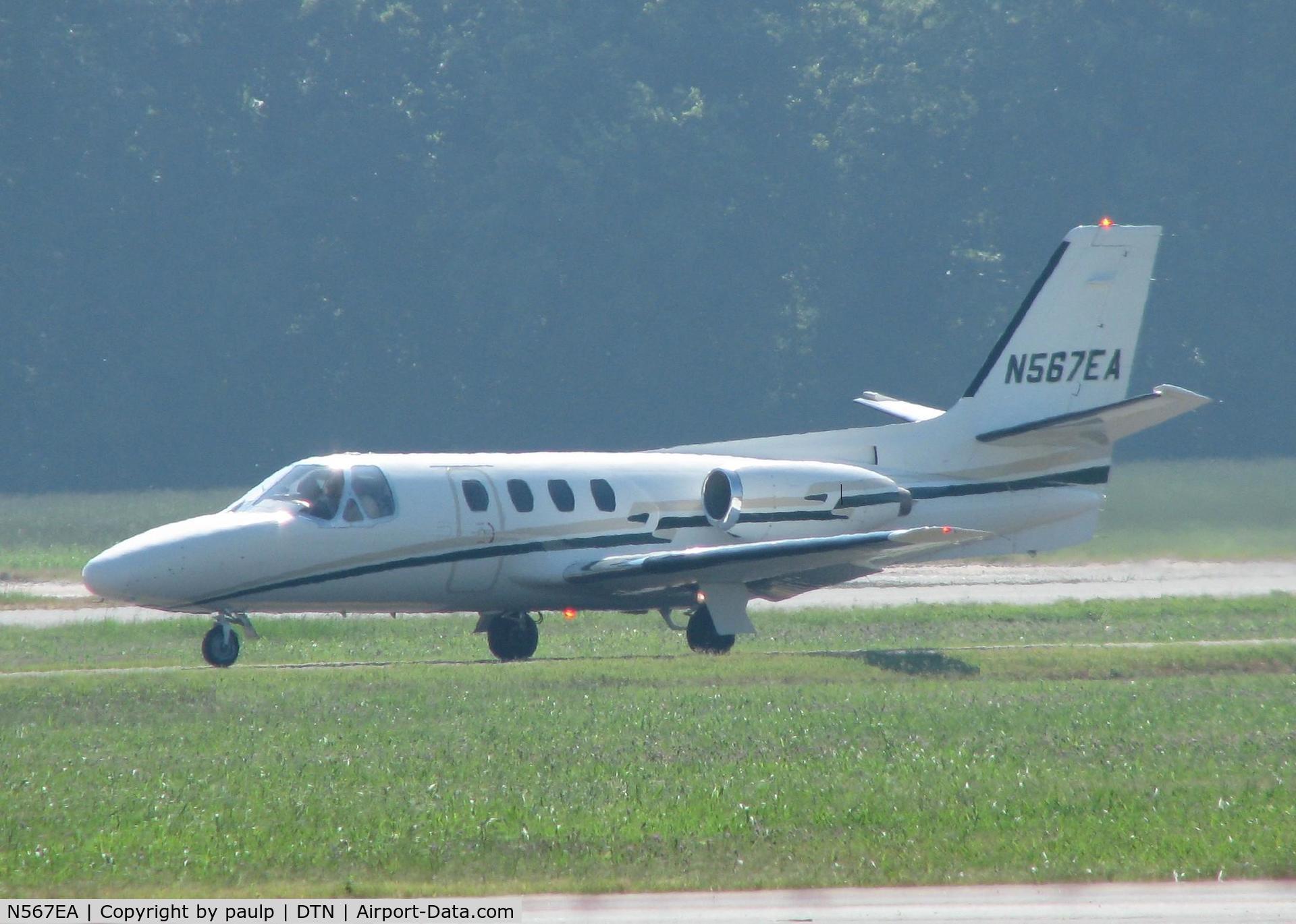 N567EA, 1973 Cessna 500 C/N 500-0067, Taxiing in after landing at Downtown Shreveport.