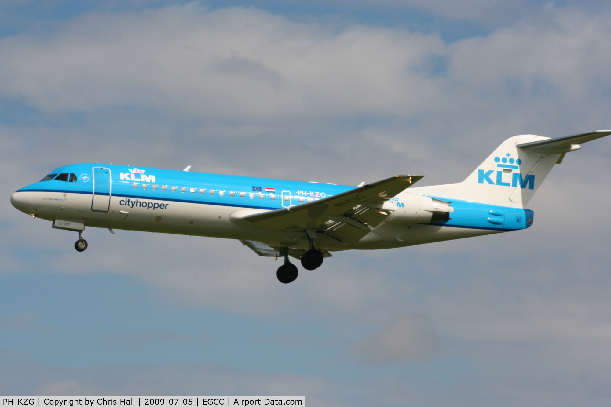 PH-KZG, 1996 Fokker 70 (F-28-0070) C/N 11578, KLM Cityhopper