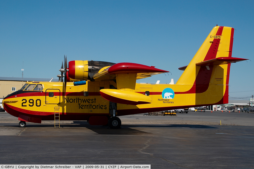 C-GBYU, 1985 Canadair CL-215-6B11(CL-215T) C/N 1083, Buffalo Airways CL215