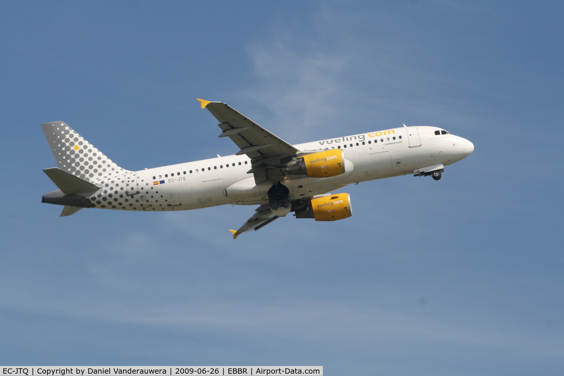 EC-JTQ, 2006 Airbus A320-214 C/N 2794, Flight VY5211 is taking off from rwy 07R