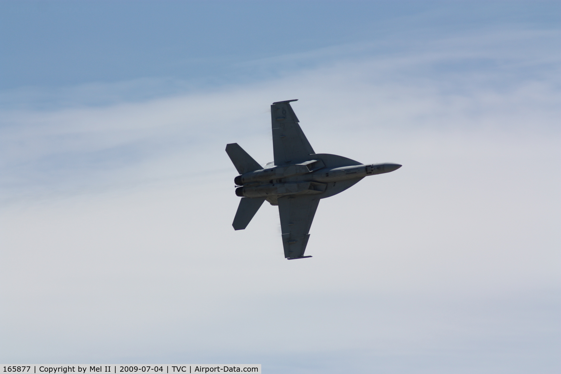 165877, Boeing F/A-18F Super Hornet C/N F037, VFA-122, NAS Lemoore, Overhead Approach For RWY 28