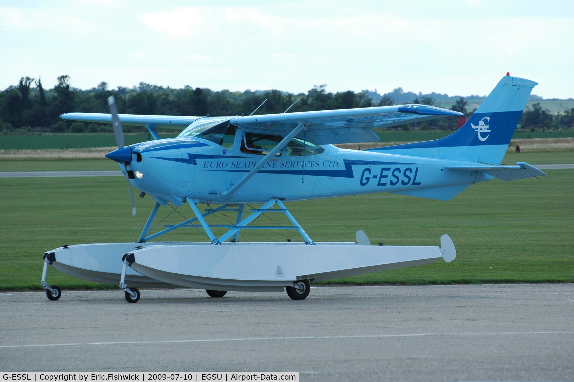 G-ESSL, 1981 Cessna 182R Skylane C/N 182-67947, G-ESSL at Duxford Airport