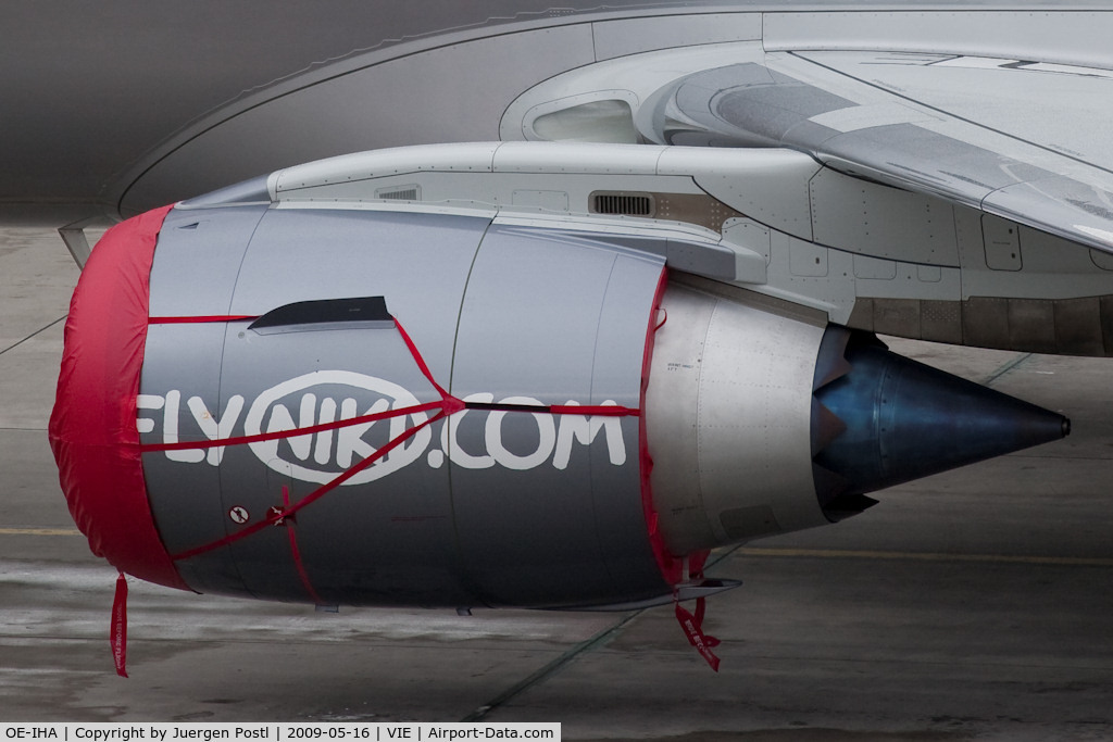 OE-IHA, 2009 Embraer 190LR (ERJ-190-100LR) C/N 19000285, Embraer ERJ-190-100LR