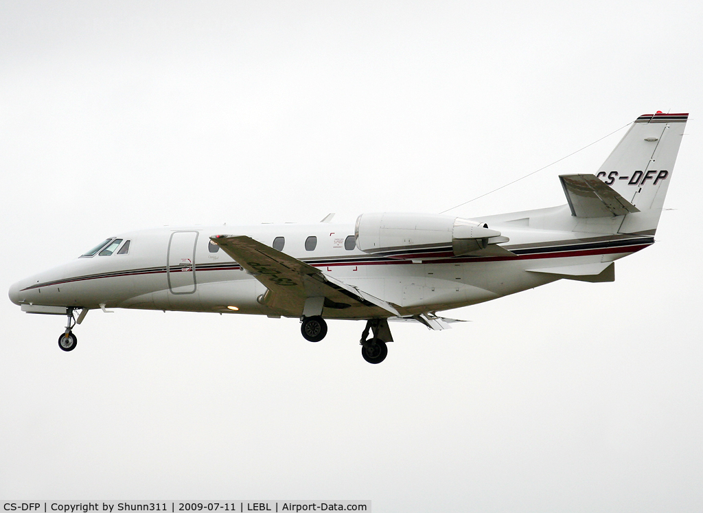 CS-DFP, 2003 Cessna 560 Citation Excel C/N 560-5315, Landing rwy 25R