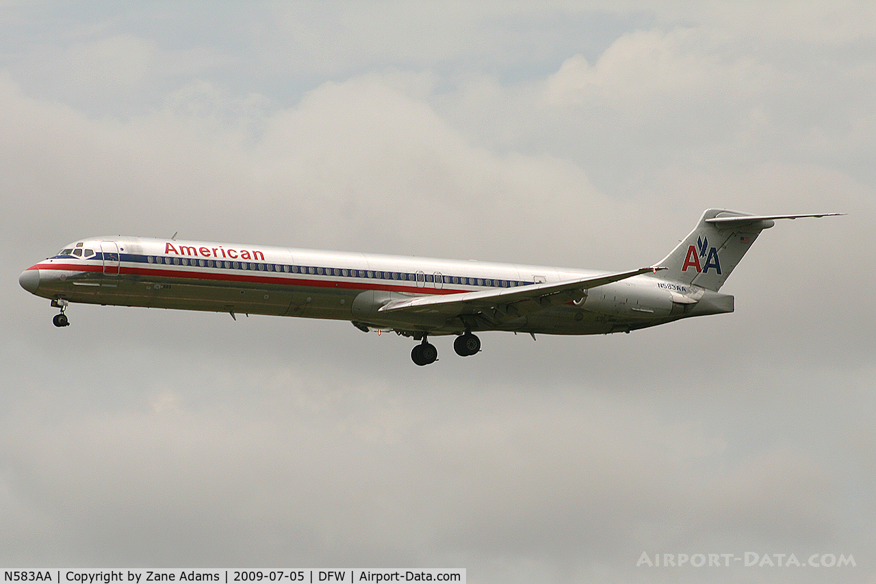 N583AA, 1991 McDonnell Douglas MD-82 (DC-9-82) C/N 53160, American Airlines at DFW