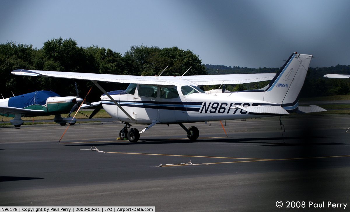 N96178, 1983 Cessna 172P C/N 17276033, Back in seclusion