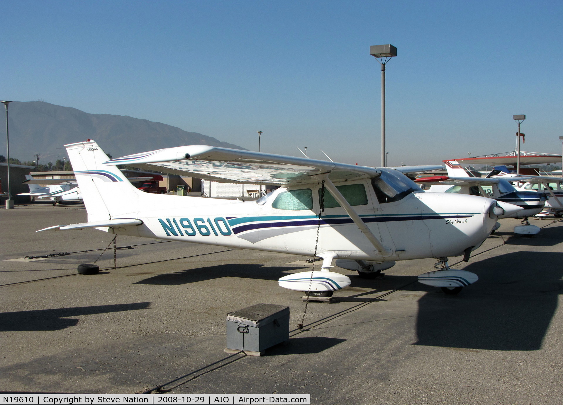 N19610, 1972 Cessna 172L C/N 17260608, 1972 Cessna 172L @ Corona, CA