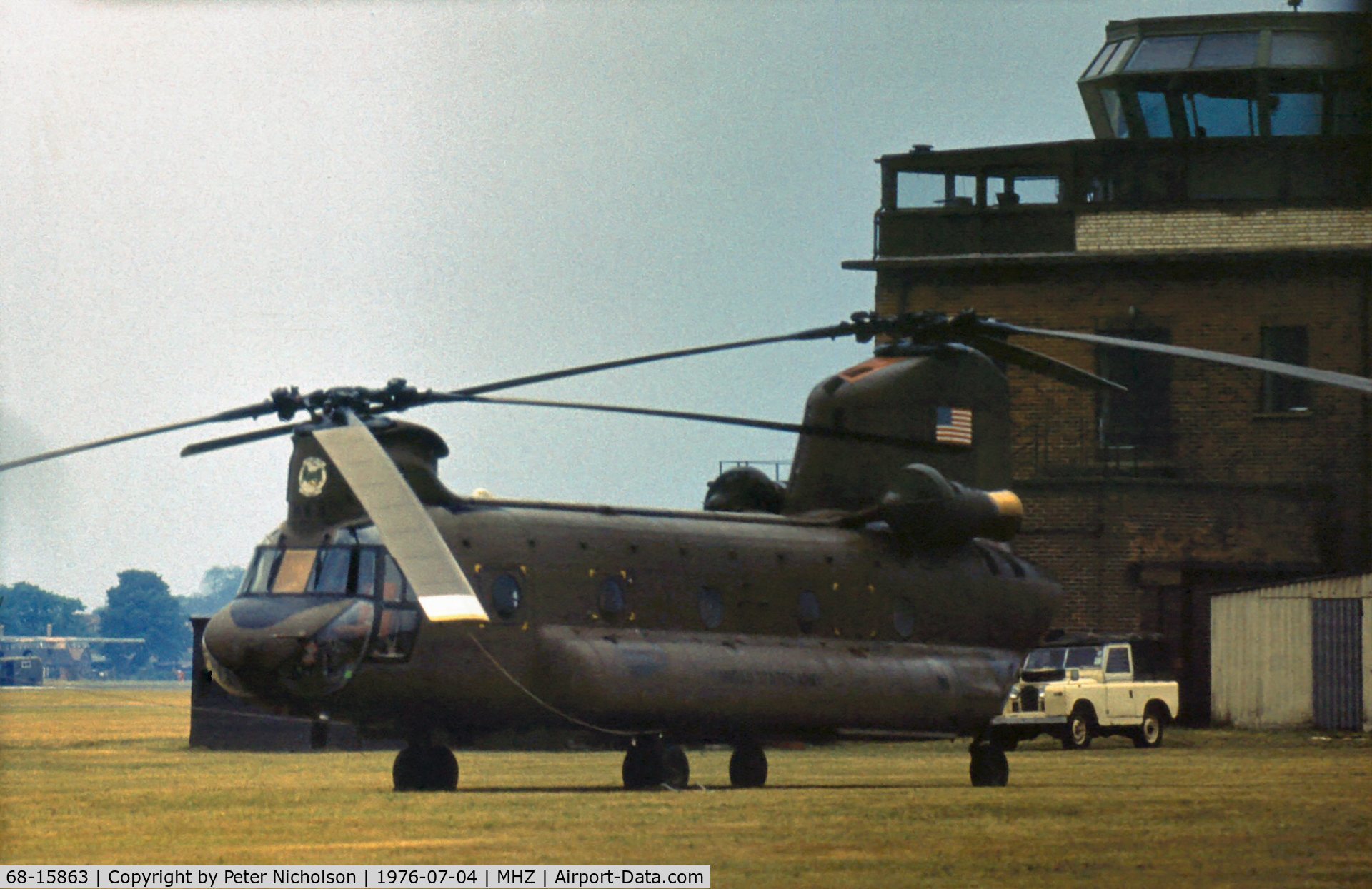 68-15863, 1968 Boeing Vertol CH-47C Chinook C/N B.575, CH-47C Chinook of the US Army's 180th Aviation Company at the 1976 Mildenhall Air Fete.