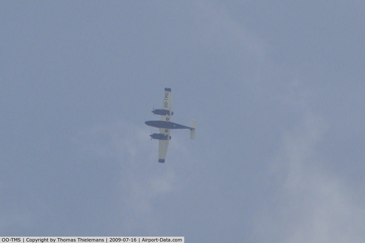 OO-TMS, 2008 Piper PA-44-180 Seminole C/N 4496268, in flight above Knokke beach