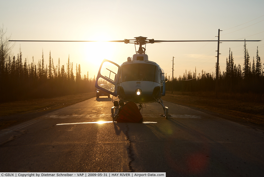 C-GIUX, 1980 Aerospatiale AS-350BA Ecureuil C/N 1240, Great Slave Helicopters AS350