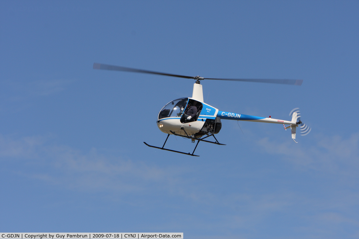 C-GDJN, 1991 Robinson R22 Beta C/N 1795, On final