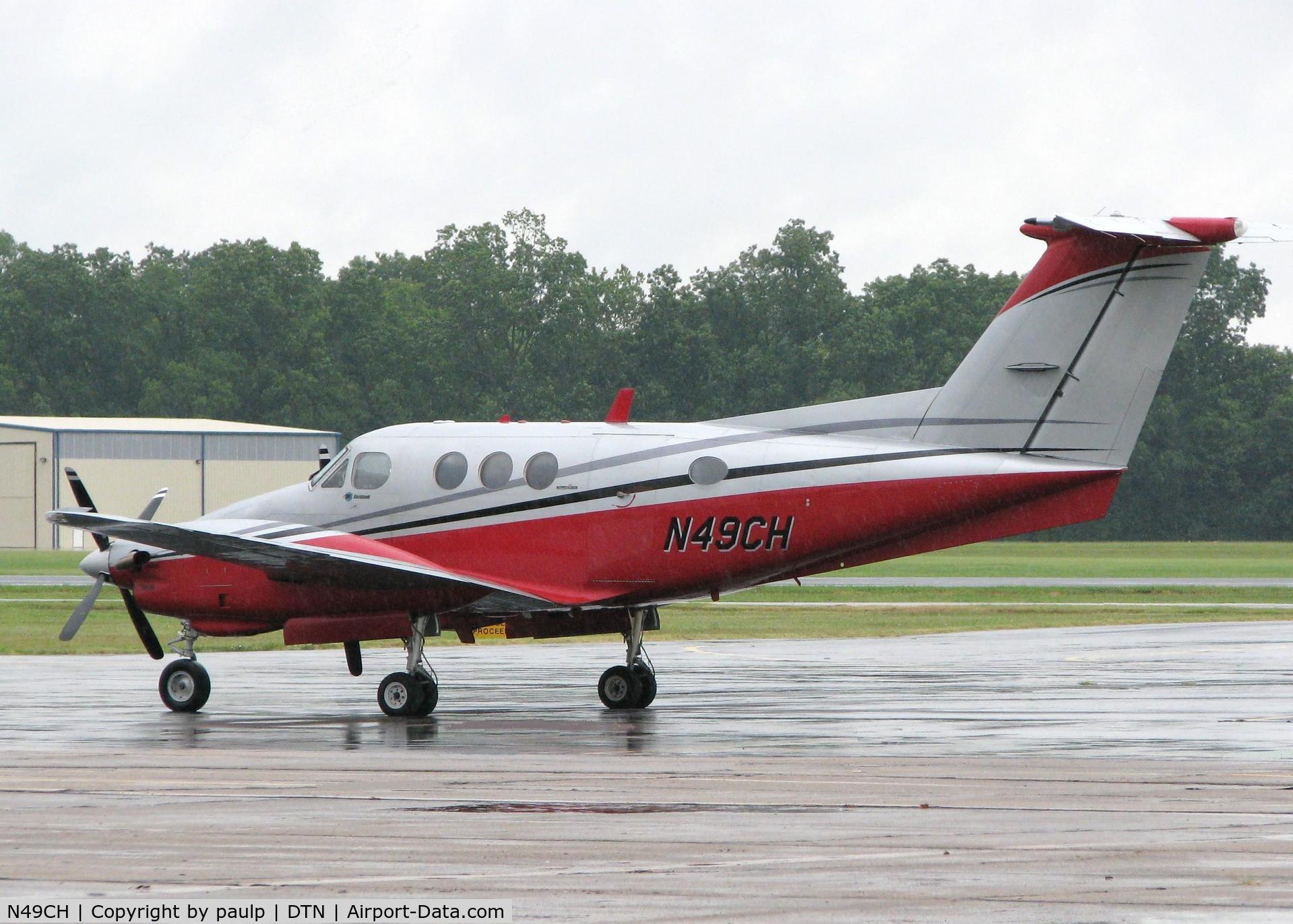 N49CH, 1979 Beech F90 King Air C/N LA-2, At Downtown Shreveport in the pouring rain.