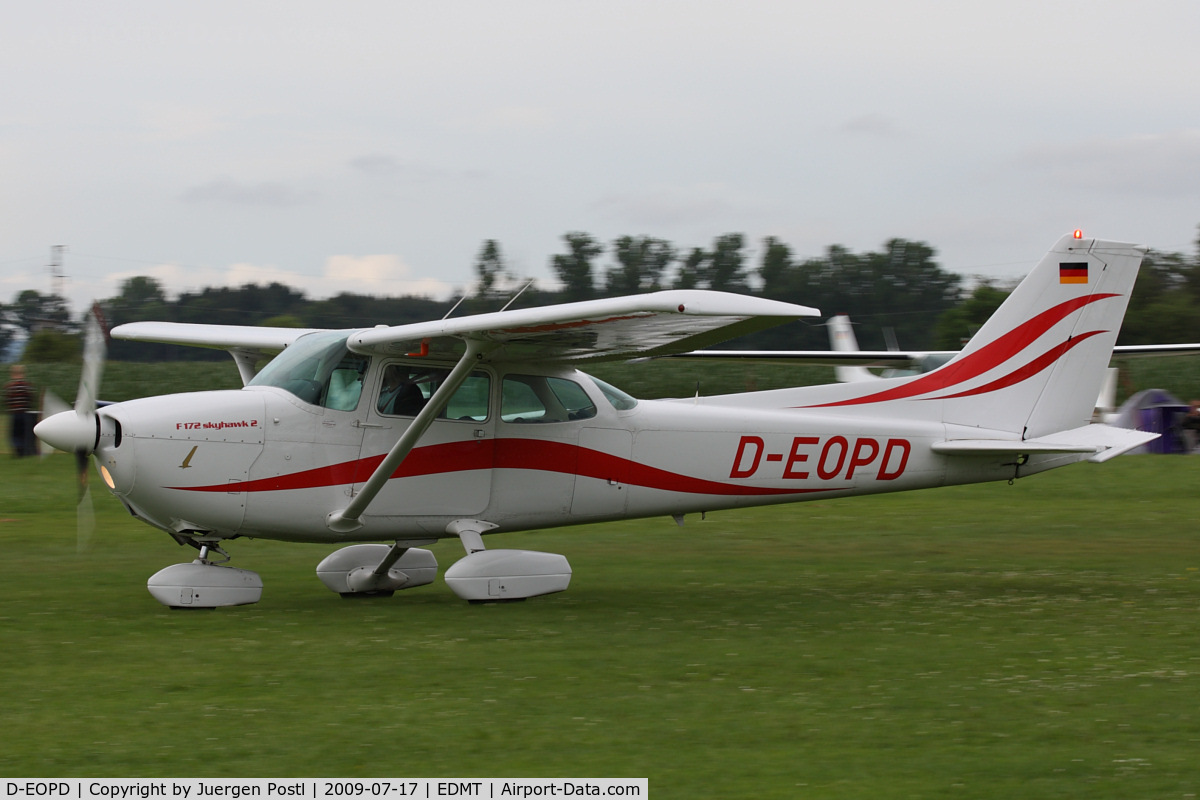 D-EOPD, Reims F172N Skyhawk C/N 1955, Reims-Cessna F172N Skyhawk