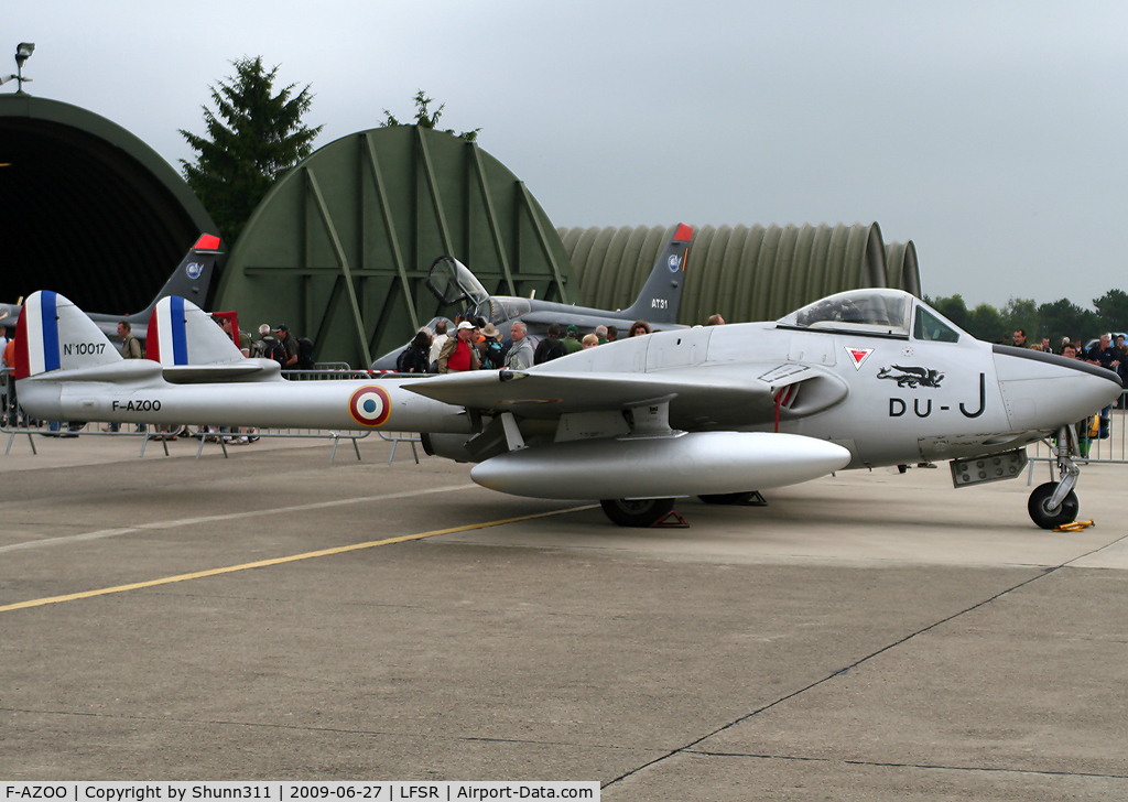 F-AZOO, De Havilland (FFA) Vampire FB.6 (DH-100) C/N 636, Displayed during last LFSR Airshow...
