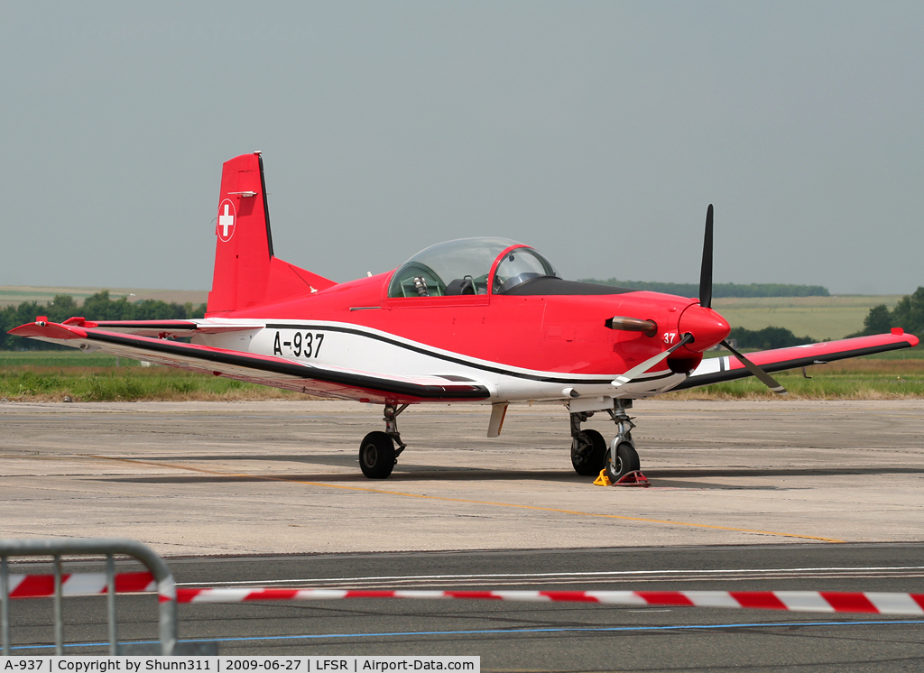 A-937, 1983 Pilatus PC-7 Turbo Trainer C/N 345, Used as a demo during lst LFSR Airshow...