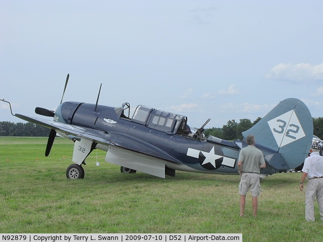 N92879, 1944 Curtiss SB2C-5 Helldiver C/N 83725, On the flight line at the Geneseo Air Show 2009.
