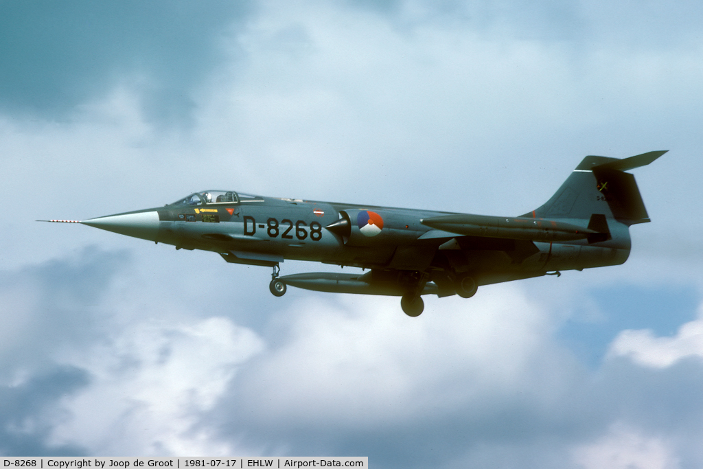 D-8268, Lockheed F-104G Starfighter C/N 683-8268, This pilot was a bit unlucky. After he had landed J-217 crashed onto the runway (see J-217). He was not ablr to take off again and had to stay in Leeuwarden for the weekend.