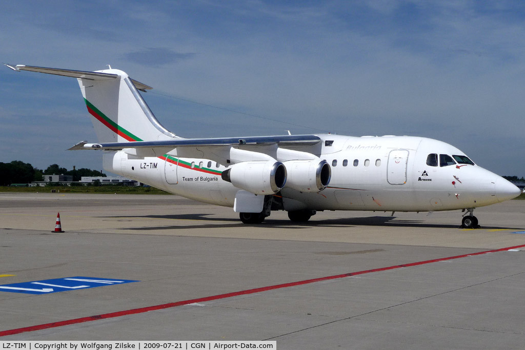 LZ-TIM, 1994 British Aerospace Avro 146-RJ70 C/N E1258, visitor