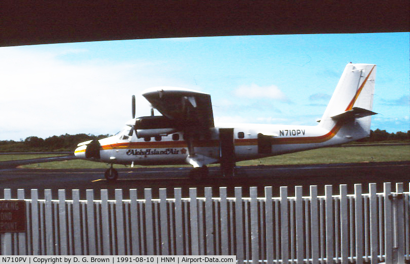 N710PV, 1981 De Havilland Canada DHC-6-300 Twin Otter C/N 751, Waiting for boarding at Hana, Maui