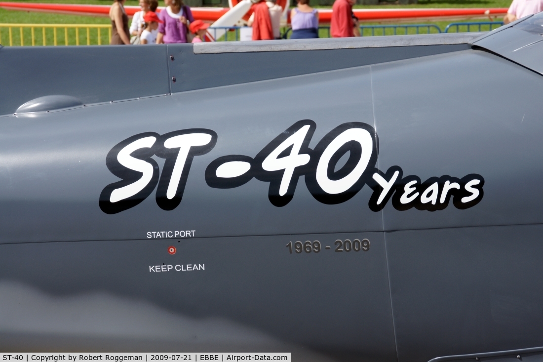 ST-40, 1992 SIAI-Marchetti SF-260D C/N 840, Special paint 40 Years Marchetti Belgian Air Force.