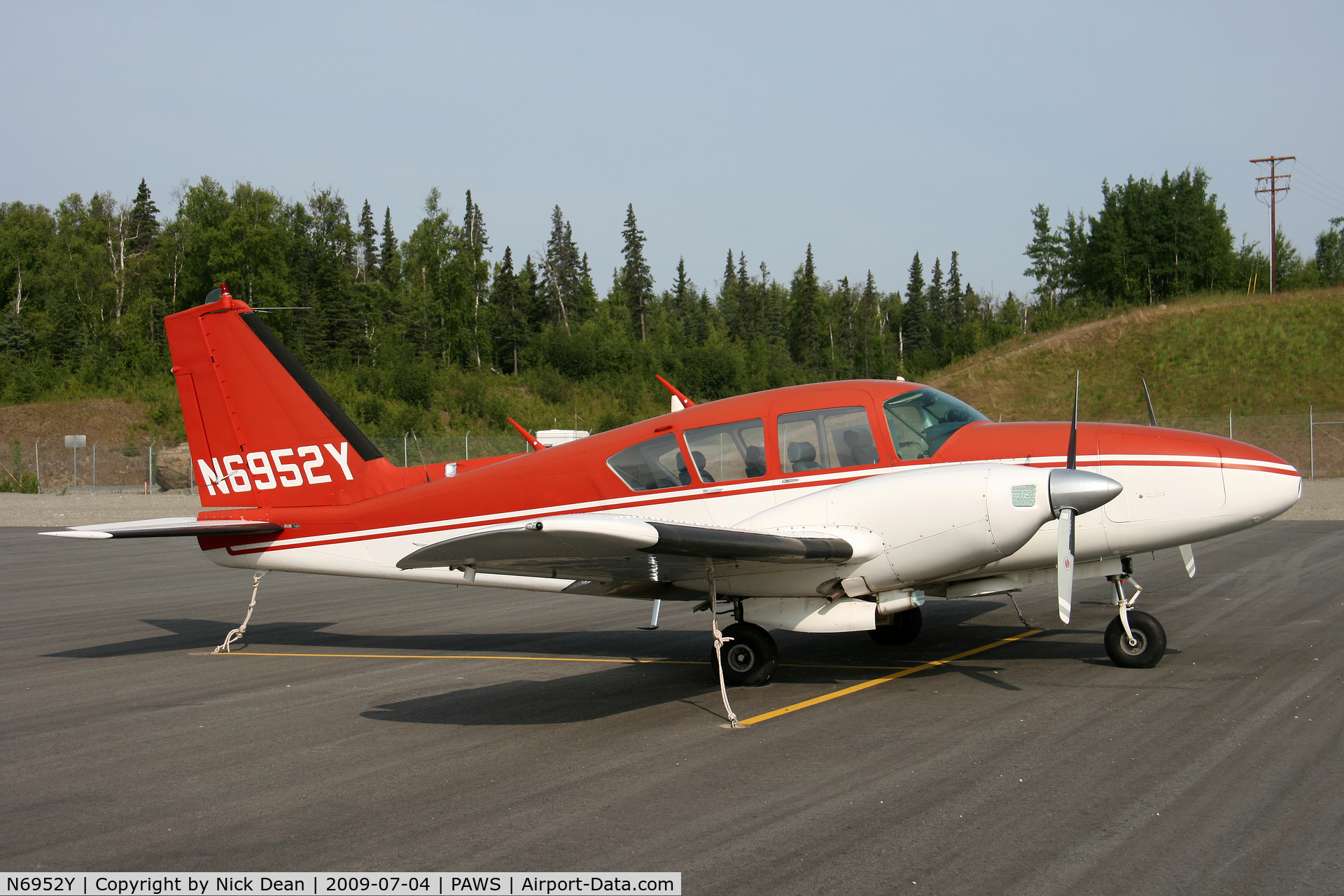 N6952Y, 1969 Piper PA-23-250 C/N 27-4316, PAWS
