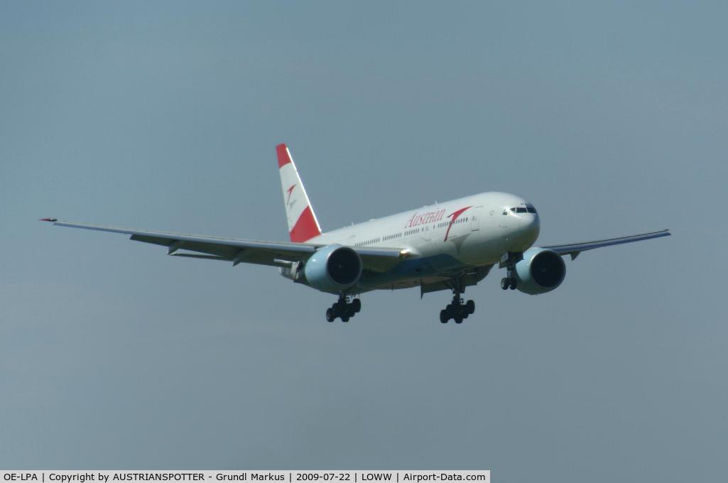 OE-LPA, 1997 Boeing 777-2Z9/ER C/N 28698, Austrian Airlines
