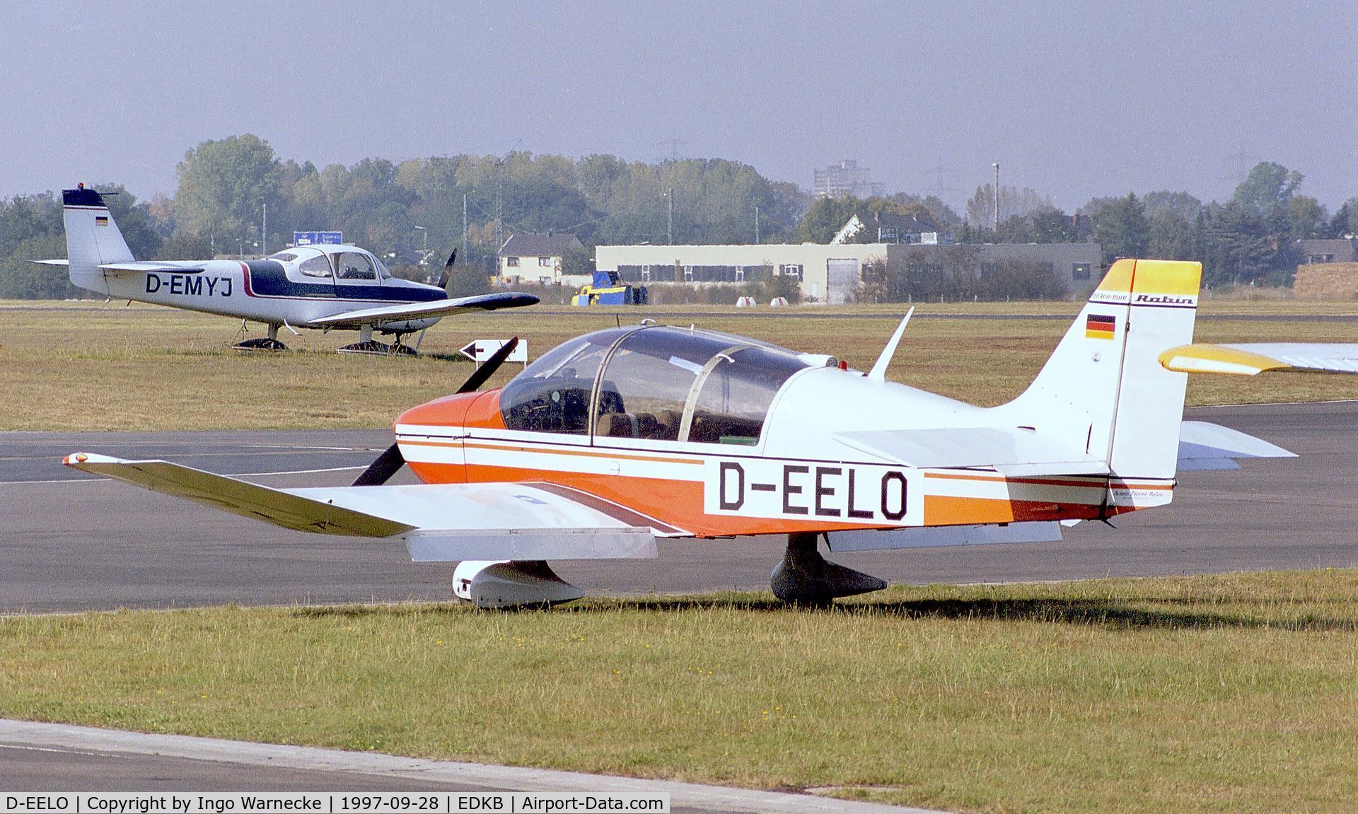 D-EELO, Robin DR-400-180R Remorqueur Regent C/N 0951, Robin DR.400-180R Remorqueur at Bonn-Hangelar airfield