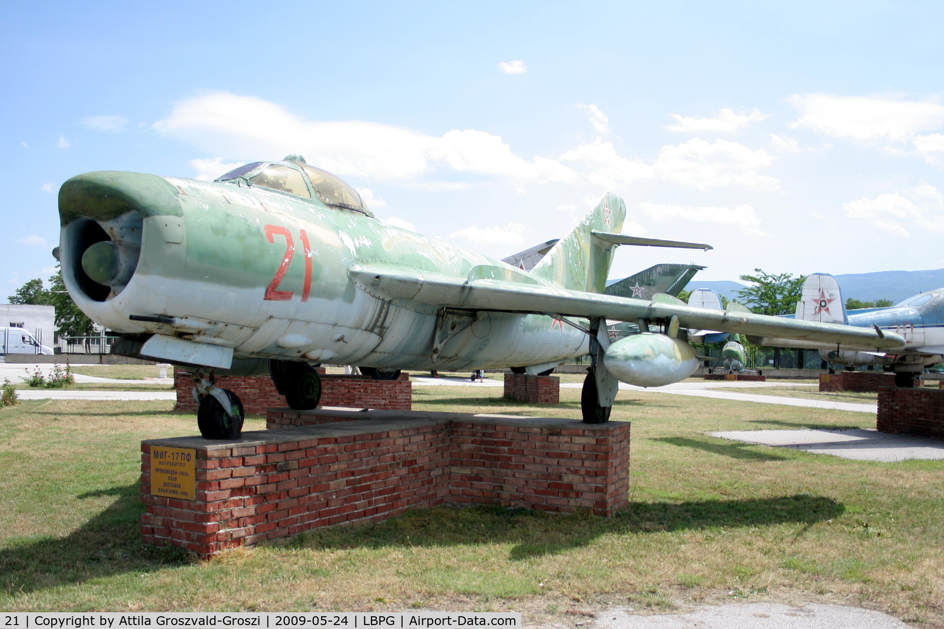 21, Mikoyan-Gurevich MiG-17PF C/N 7137, Bulgarian Museum of Aviation, Plovdiv-Krumovo (LBPG).