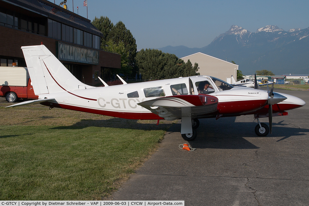 C-GTCY, 1975 Piper PA-34-200T C/N 34-7570142, Piper 34