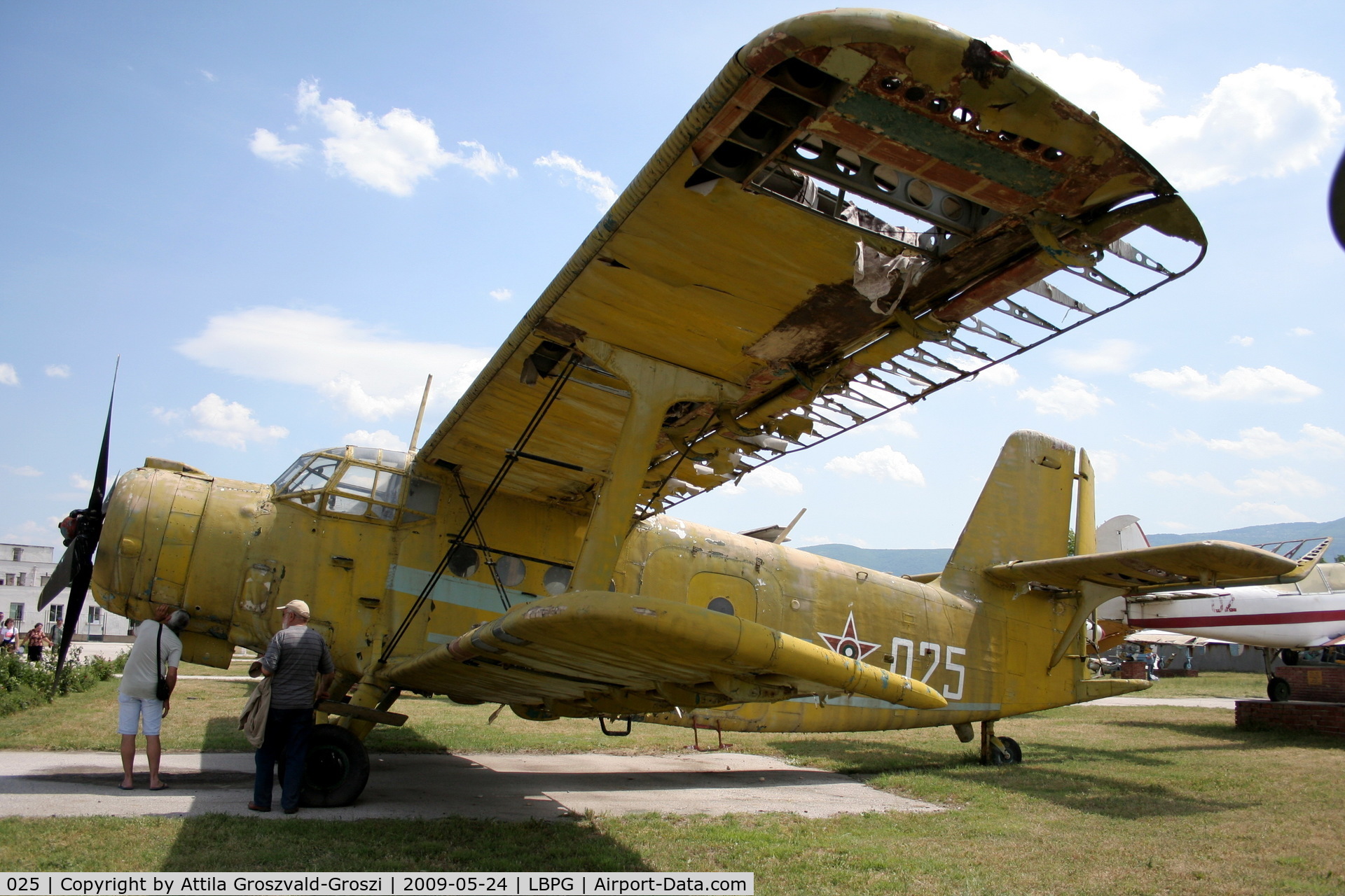 025, Antonov An-2M C/N 801822, Bulgarian Museum of Aviation, Plovdiv-Krumovo (LBPG).