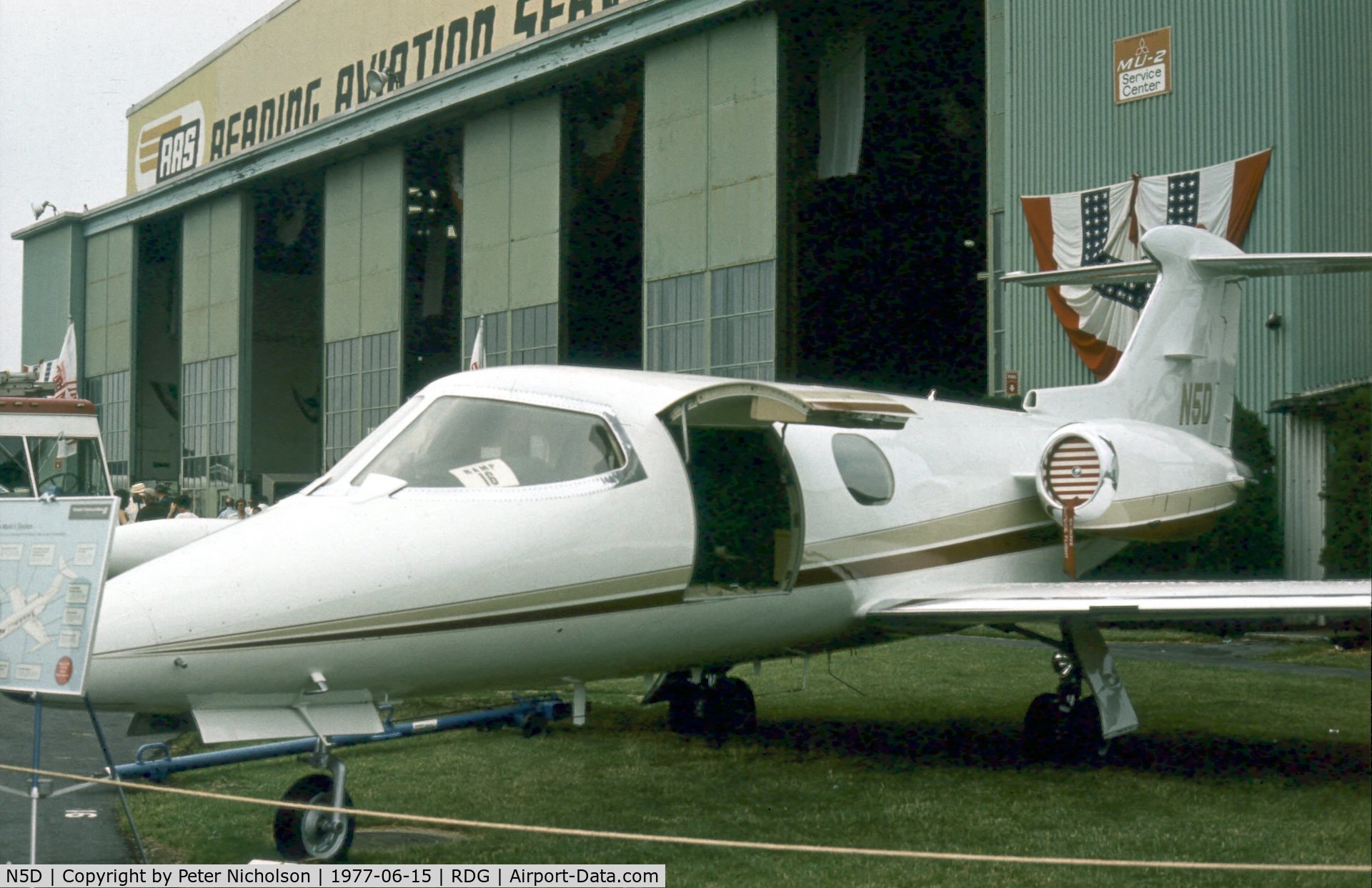 N5D, 1966 Learjet 23 C/N 23-095, This Learjet was present at the 1977 Reading Airshow.