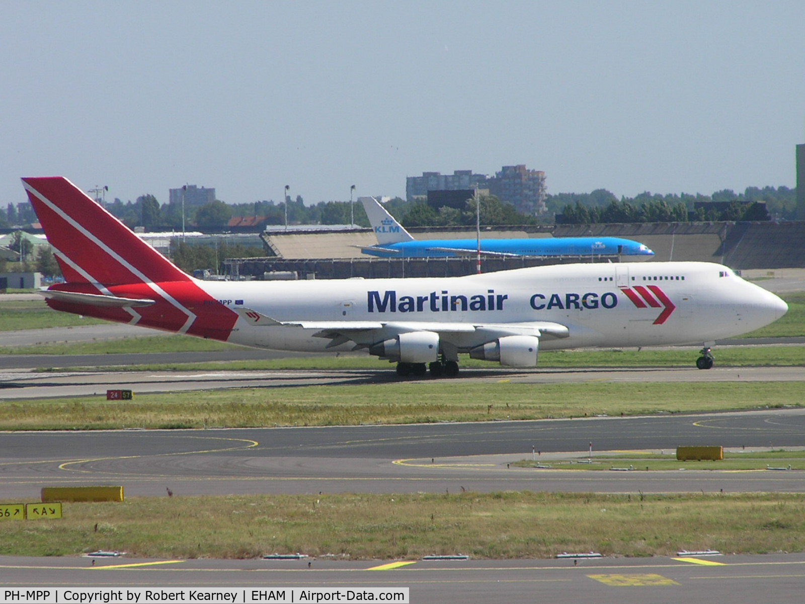PH-MPP, 1989 Boeing 747-412/BCF C/N 24061, MartinAir lining up