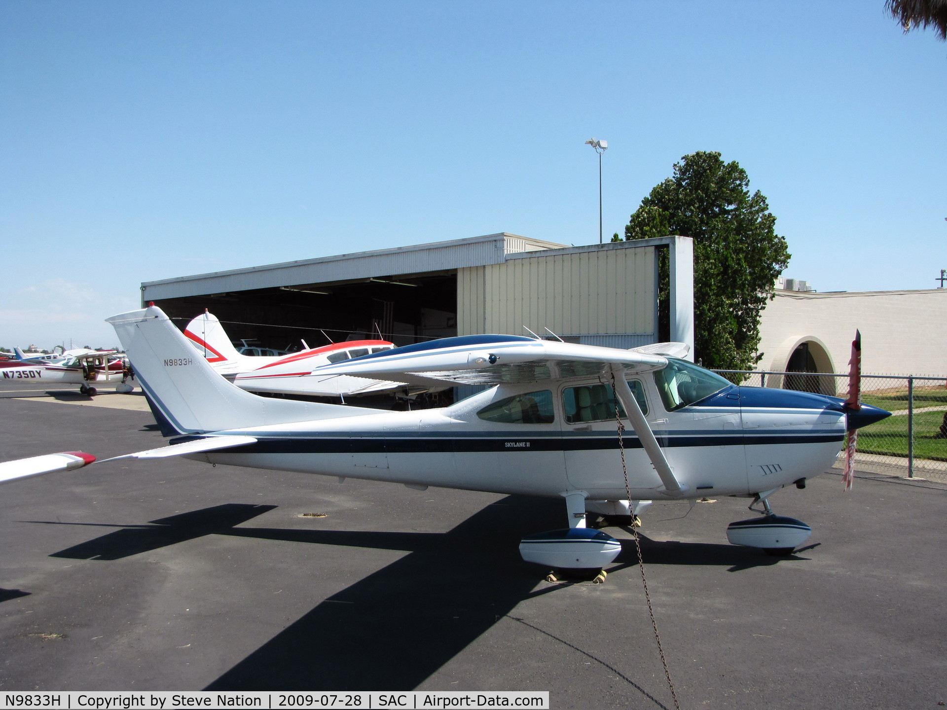 N9833H, 1981 Cessna 182R Skylane C/N 18268055, 1981 Cessna 182R up for sale