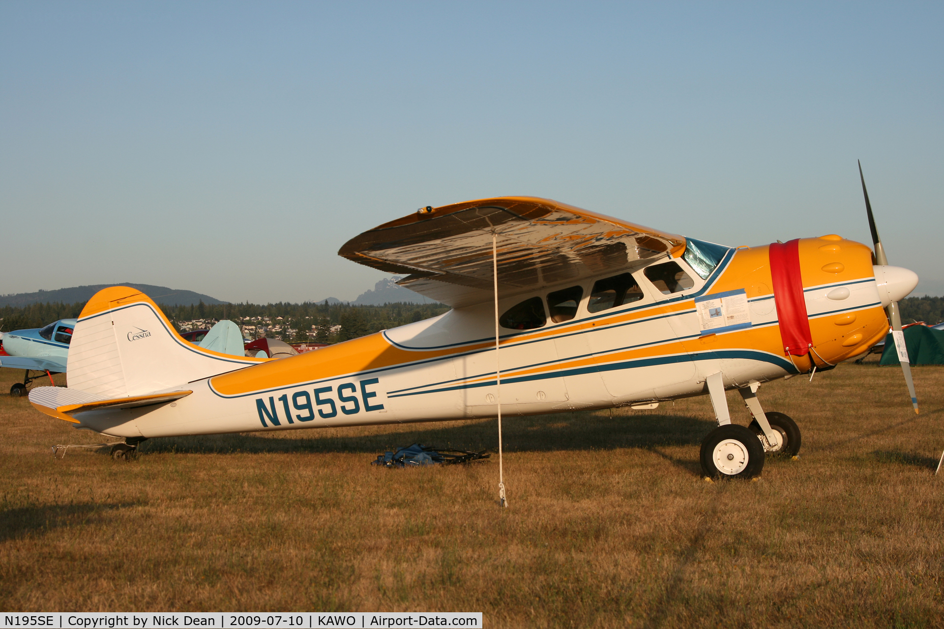 N195SE, 1951 Cessna 195 (U-20A) C/N 7857, KAWO