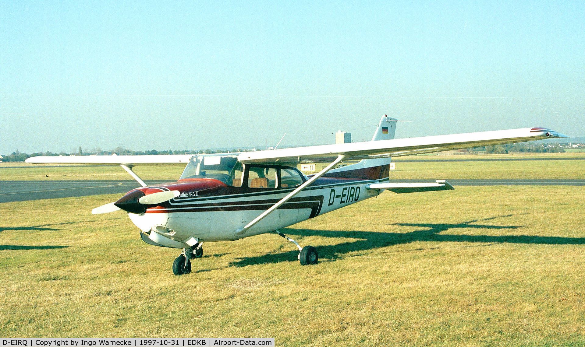 D-EIRQ, Cessna 172RG Cutlass RG C/N 172RG0813, Cessna 172RG Cutlass RG II at Bonn-Hangelar airfield